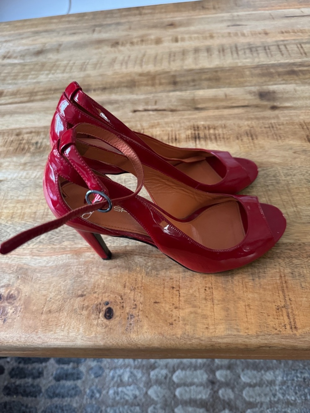 VIA SPIGA Women's Red Patent leather Peep-Toe Ankle-Strap Heels cut outs EUC
